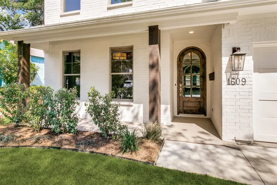1609 Belle Place, Fort Worth, TX 76107 - #2
