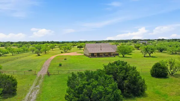927 Prickly Pear Trail, Gordon, TX 76453
