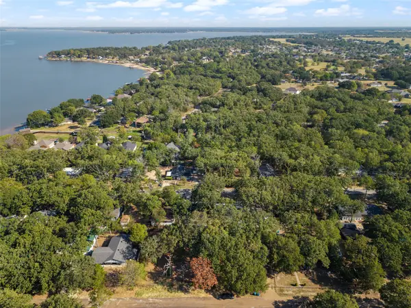 134 Wildgrove Drive, Gun Barrel City, TX 75156