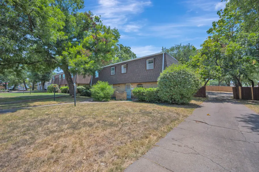 7608 Bridges Avenue, Richland Hills, TX 76118 - #3