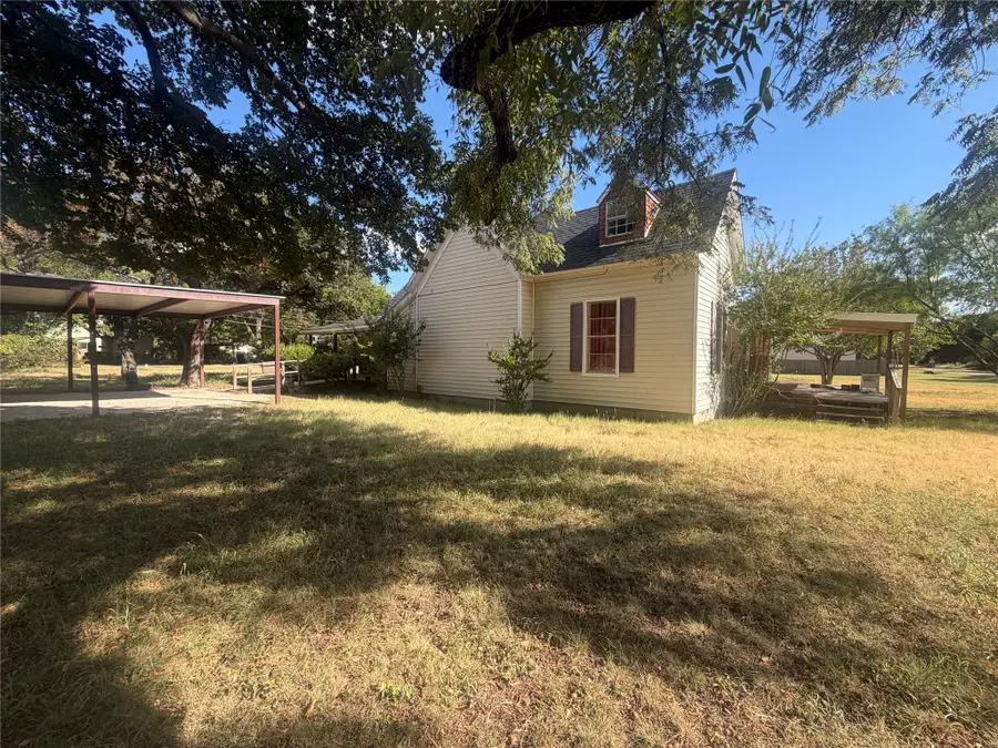 201 Marion Street, Clyde, TX 79510 - #3