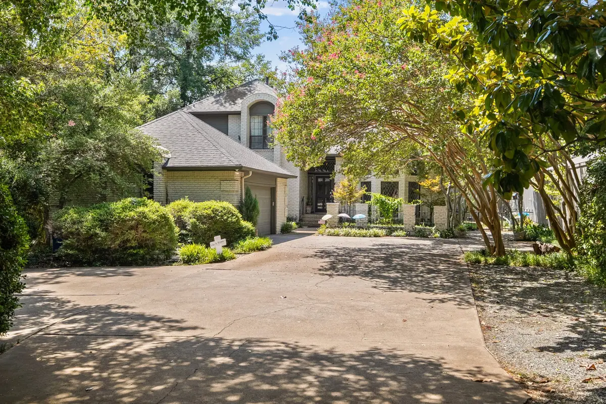 6920 Gaston Avenue, Dallas, TX 75214 - #1