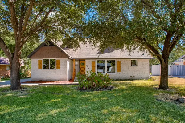 2828 Larkspur Lane, Dallas, TX 75233
