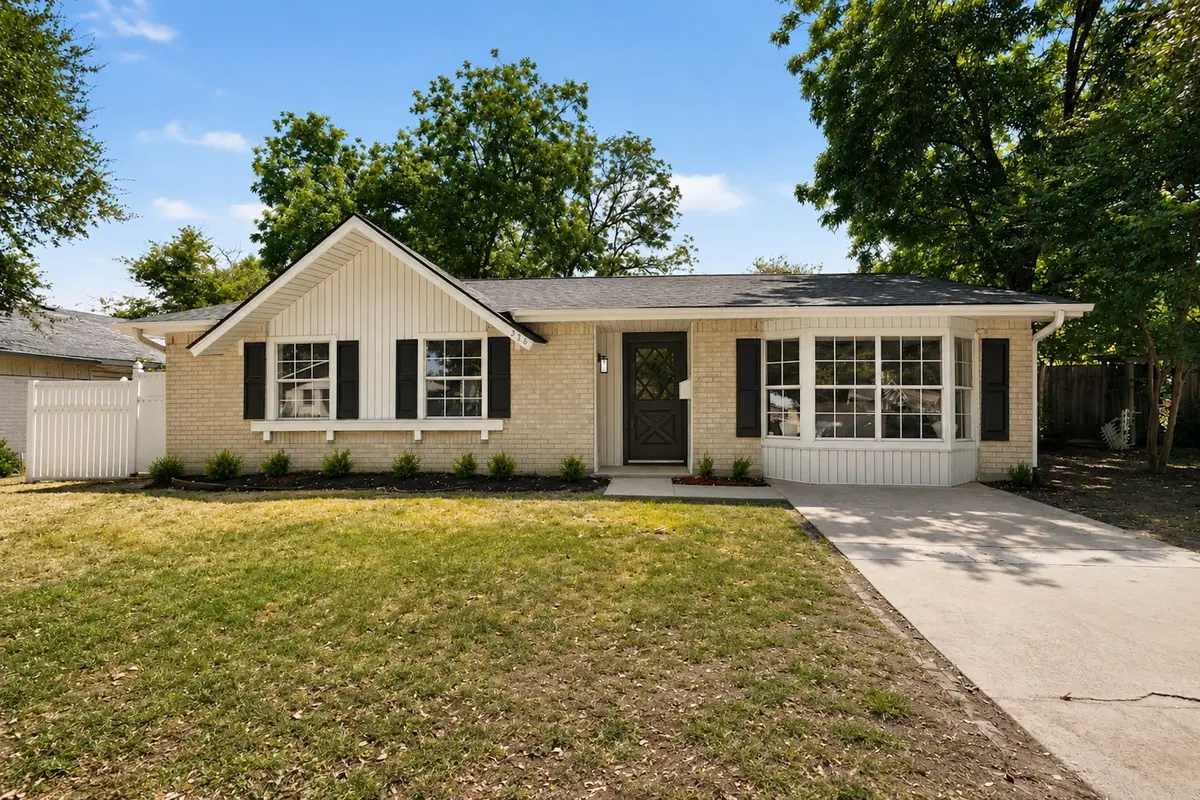 516 Clover Lane, Garland, TX 75043 - #1