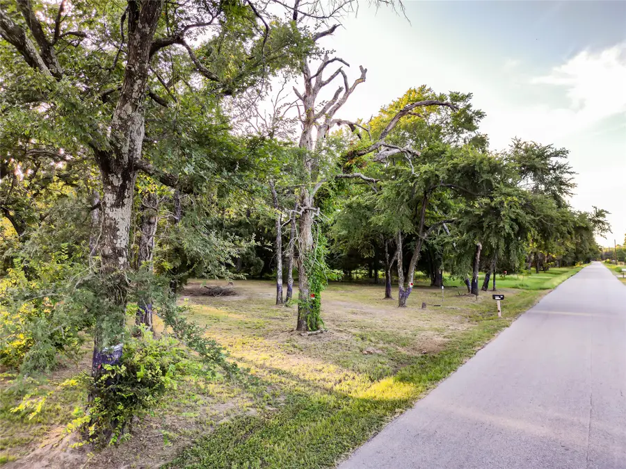 208 N Old Indian Trail, Tool, TX 75143 - #3