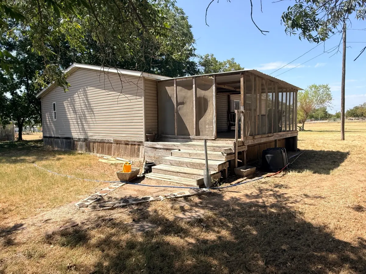 1100 Alford Street, Graham, TX 76450 - #1