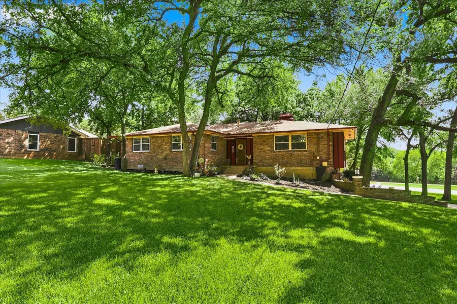 257 Oak Street, Highland Village, TX 75077 - #2