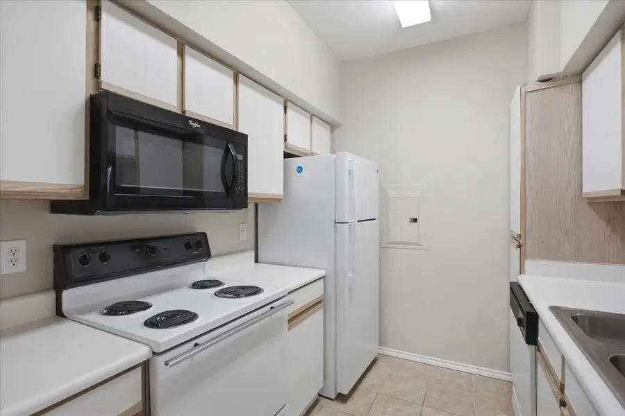 3212 Donnelly Circle #504, Fort Worth, TX 76107 - #3