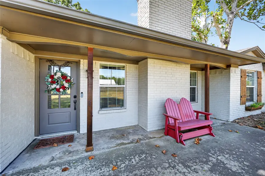 1413 W State Highway 56, Bonham, TX 75418 - #3