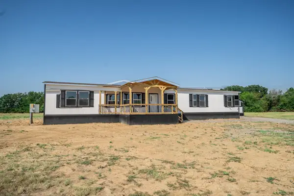34 County Road 1126, Cumby, TX 75433