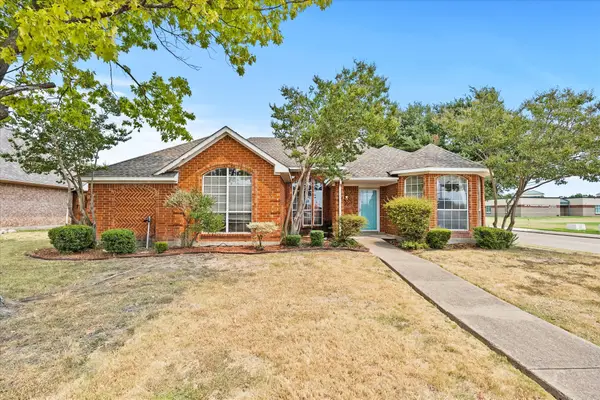 2416 Liles Lane, Mesquite, TX 75181