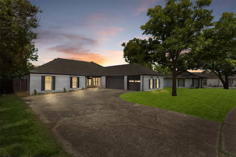 5000 Edgewater Drive, Rowlett, TX 75088 - #2