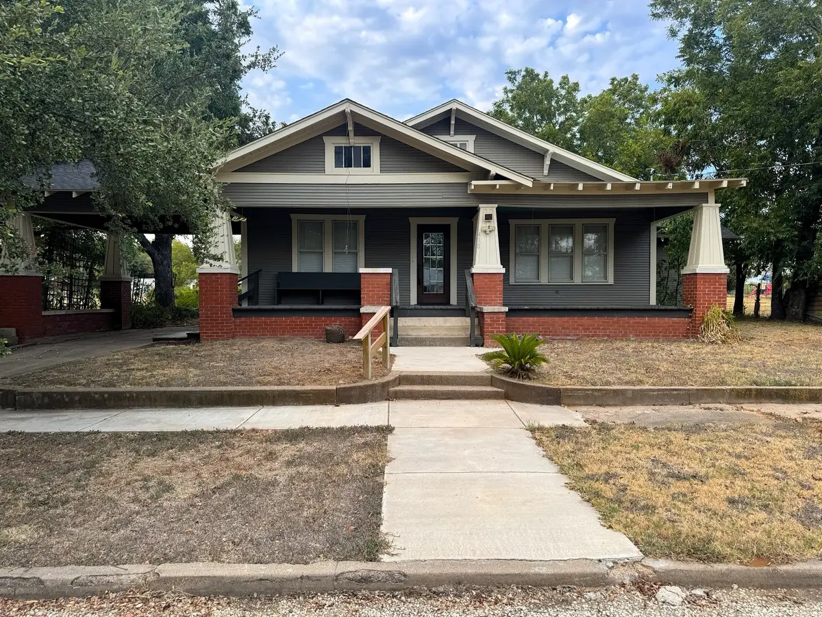 410 E Main Street, Wortham, TX 76693 - #1