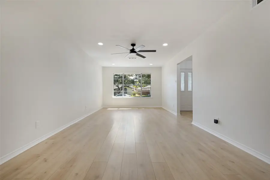 3138 Touraine Drive, Dallas, TX 75211 - #3