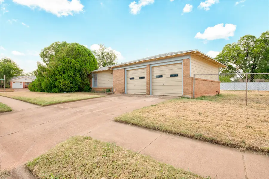2168 Westview Drive, Abilene, TX 79603 - #3
