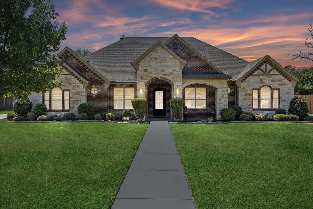 2526 Fruitland Avenue, Farmers Branch, TX 75234 - #1