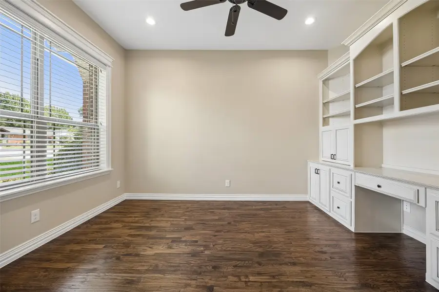 2526 Fruitland Avenue, Farmers Branch, TX 75234 - #3