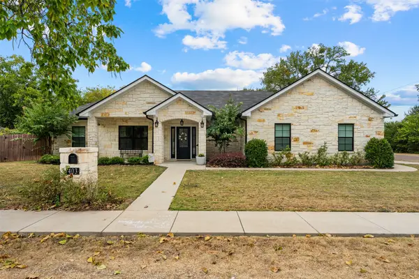 403 S Adams Street, McGregor, TX 76657
