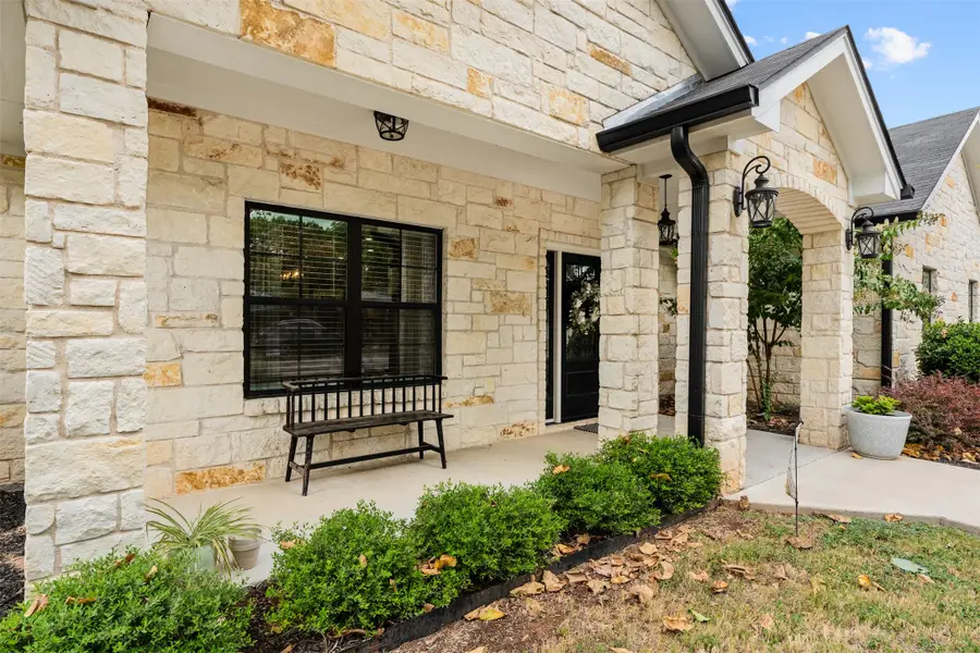 403 S Adams Street, McGregor, TX 76657 - #3