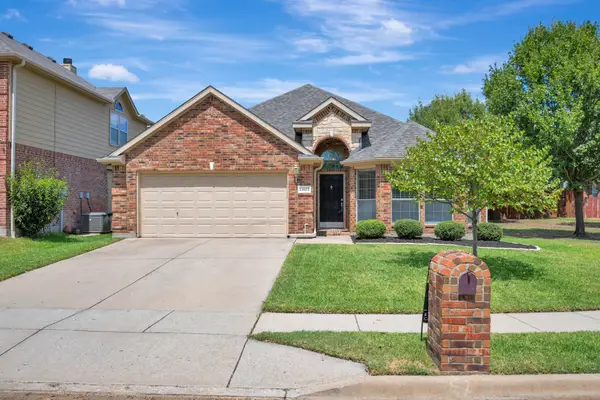 11612 Wild Pear Lane, Fort Worth, TX 76244