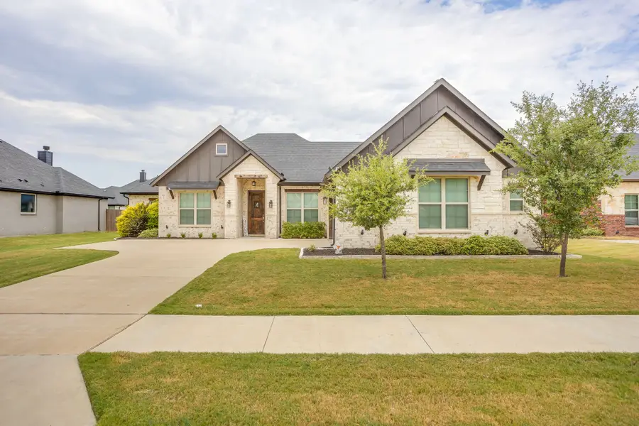 112 Steves Way, Waxahachie, TX 75165 - #2