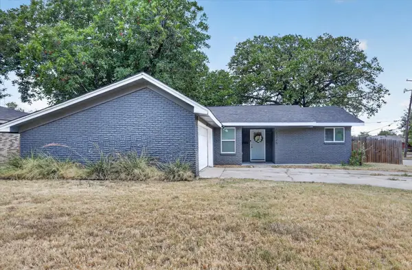 1325 Cloverdale Drive, Fort Worth, TX 76134