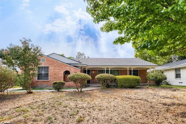 6225 Berryhill Street, Dallas, TX 75231
