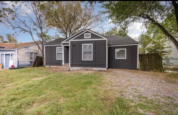 1527 Columbia Avenue, Corsicana, TX 75110