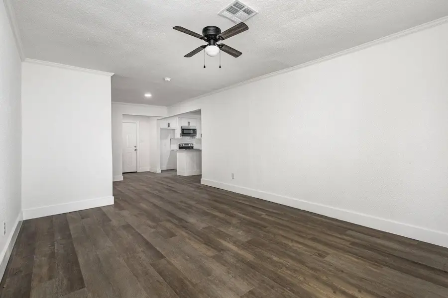 1527 Columbia Avenue, Corsicana, TX 75110 - #3