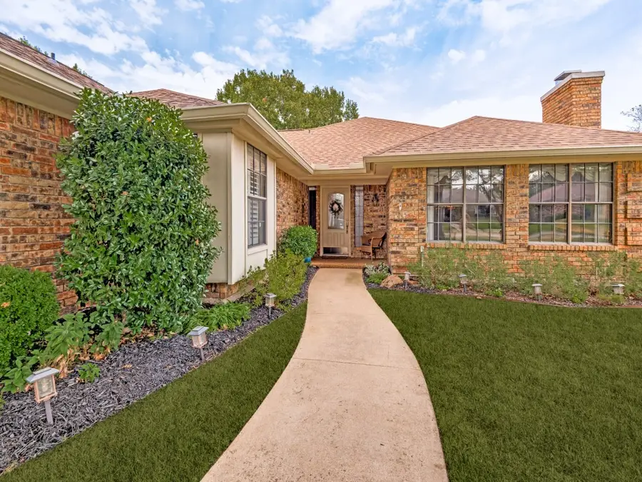2213 Ridgewood, Bedford, TX 76021 - #3