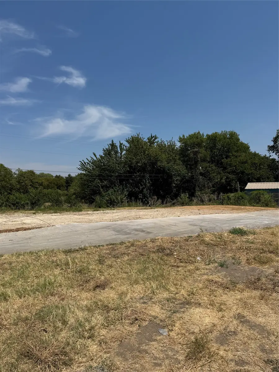 862 S Interstate 35, Lancaster, TX 75146 - #2