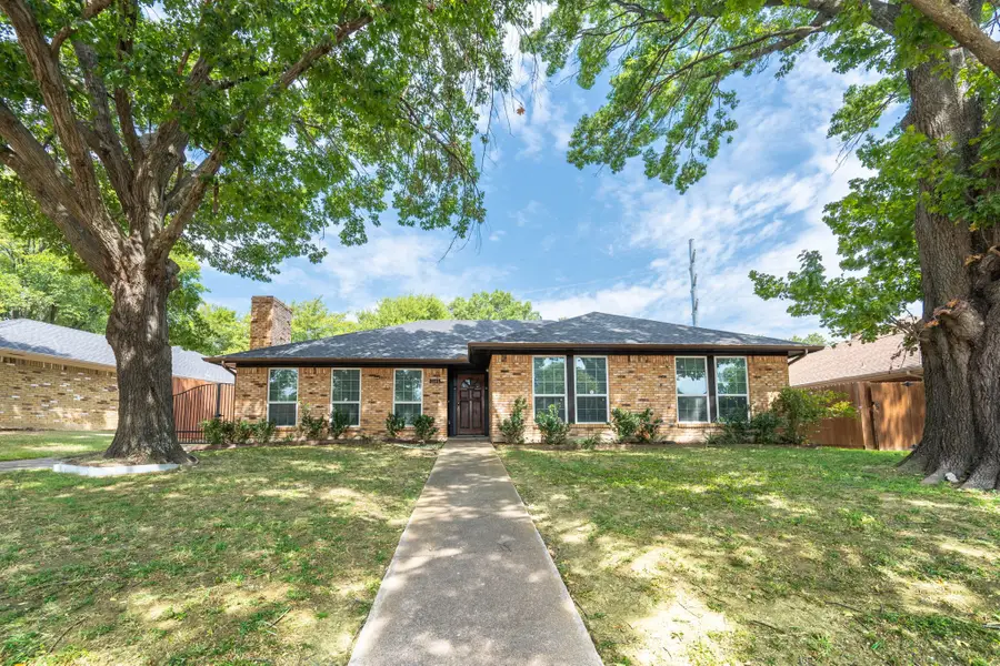 5505 Edgewater Circle, Rowlett, TX 75088 - #2