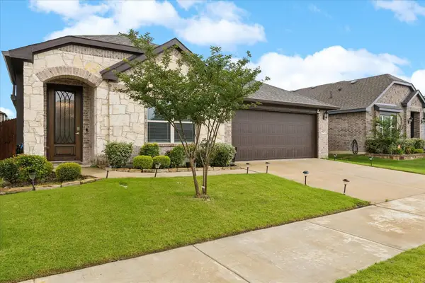 4425 Ridgehurst Lane, Fort Worth, TX 76036