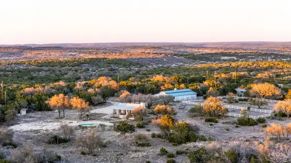 190 Pvt Rd 3019 Nw, Mountain Home, TX 76849