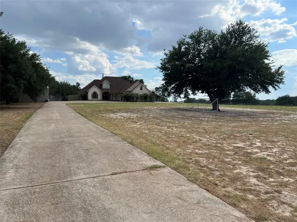 23211 Fm 1995, Lindale, TX 75771