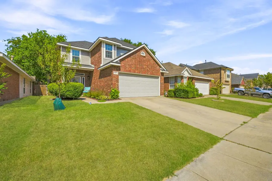 6913 Chaco Trail, Fort Worth, TX 76137 - #2