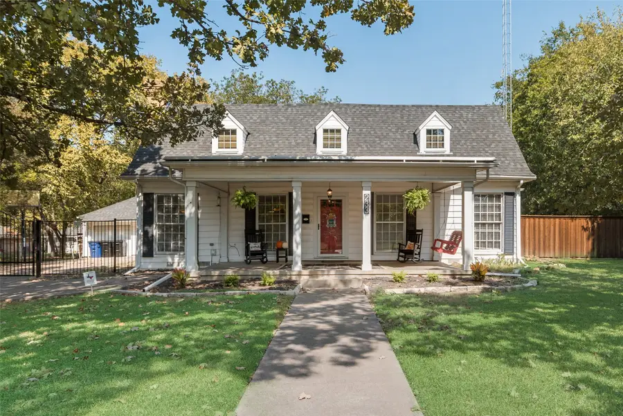 233 E High Street, Wills Point, TX 75169 - #2