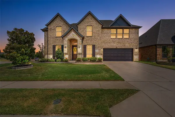 5028 Chisholm View Drive, Fort Worth, TX 76123