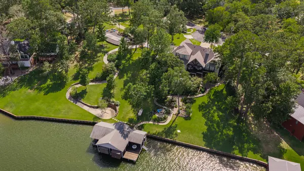 80 Lampasas Court, Scroggins, TX 75480
