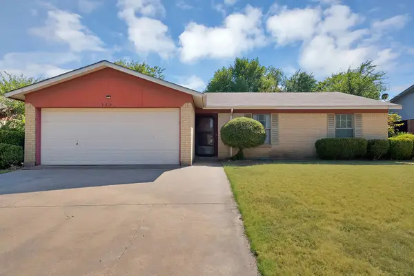 520 Guadalupe Drive, Saginaw, TX 76179
