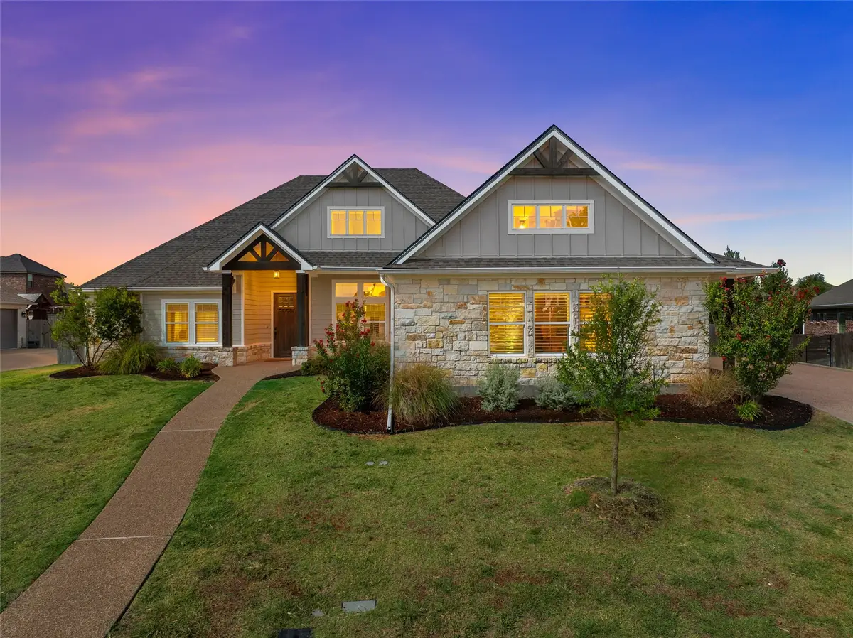 324 Stone Manor Drive, McGregor, TX 76657 - #1