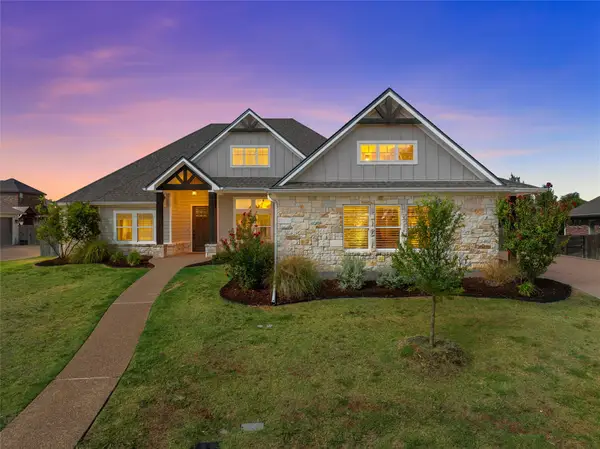 324 Stone Manor Drive, McGregor, TX 76657