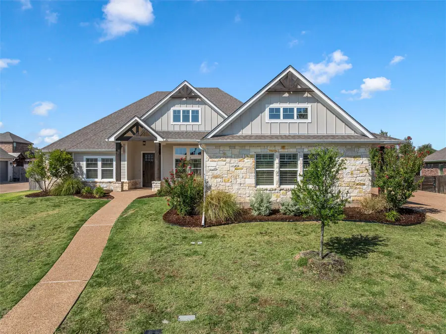324 Stone Manor Drive, McGregor, TX 76657 - #2