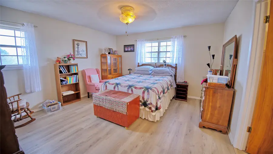 437 Jakes Road, Bowie, TX 76230 - #2