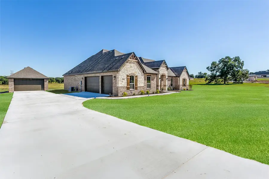 1014 Gonzollas Road, Springtown, TX 76082 - #3