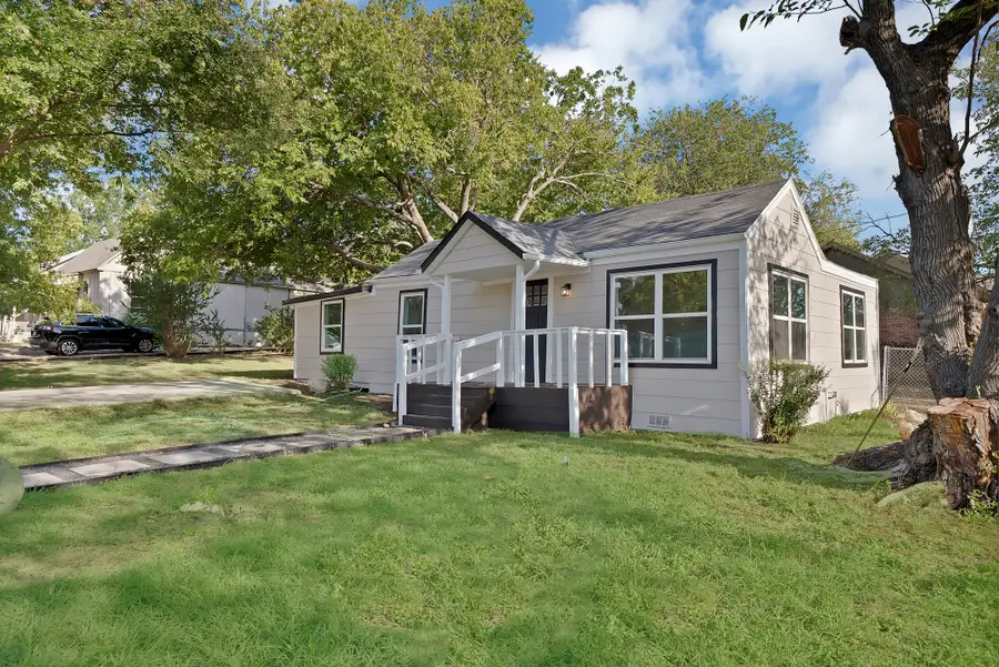 5500 Dartmouth Avenue, River Oaks, TX 76114 - #3