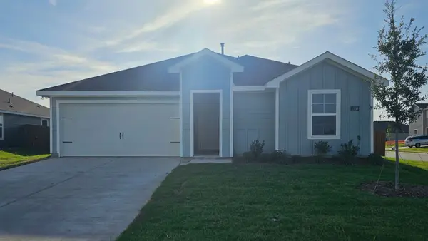 1130 Breezy Oak Drive, Nevada, TX 75173