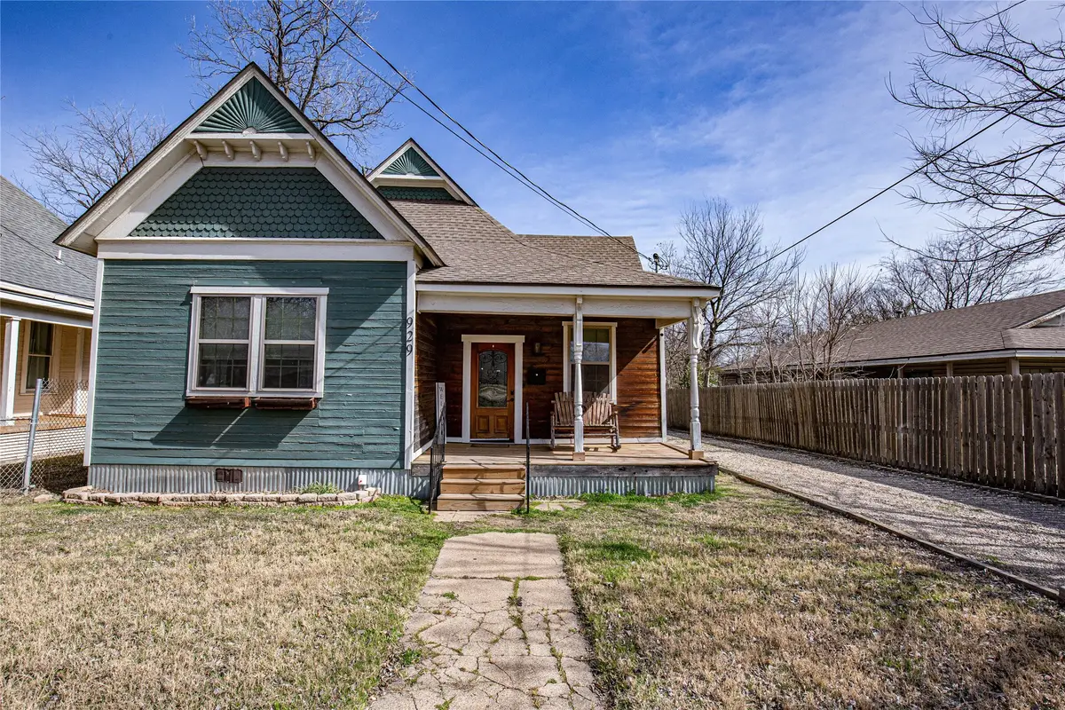 929 N 12th Street, Waco, TX 76707 - #1