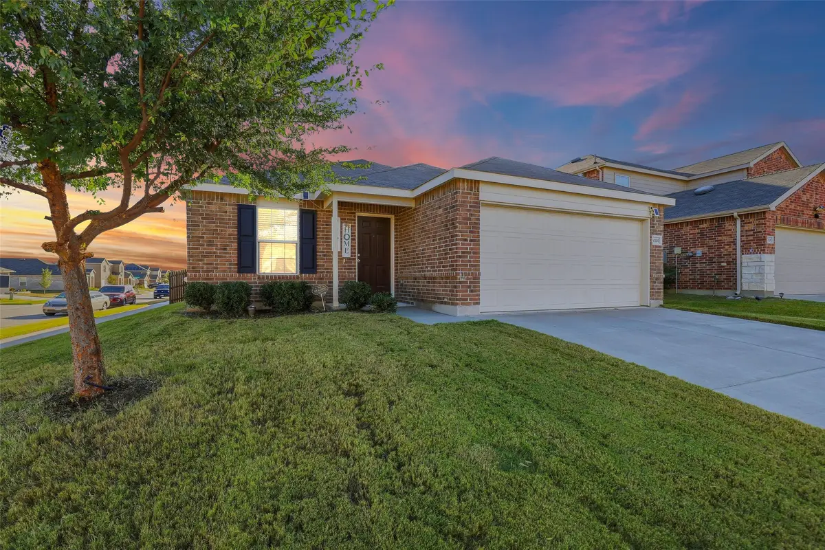 10101 Newtown Drive, Fort Worth, TX 76036 - #1