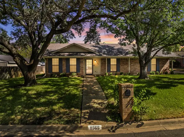8565 Briargrove Drive, Woodway, TX 76712